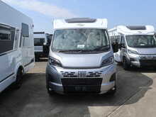 Carado V339 2025 Motorhome1