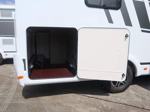 Carado V339 Motorhome - N1795