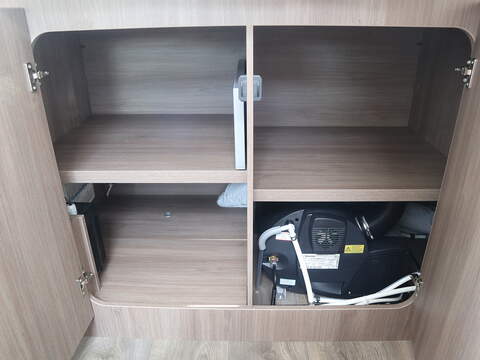 Carado V339 Motorhome - N1795