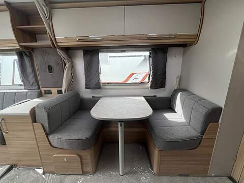 Bailey Unicorn Madrid Caravan - N1811