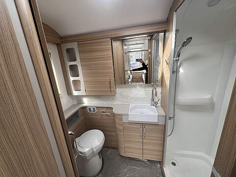 Bailey Unicorn Madrid Caravan - N1811