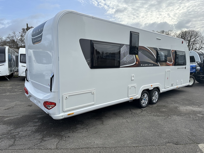 Bailey Unicorn Pamplona  Caravan - Large 1