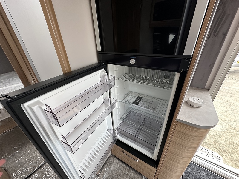 Bailey Unicorn Pamplona  Caravan - Large 9