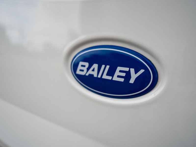 Bailey Unicorn Pamplona Caravan - N1812
