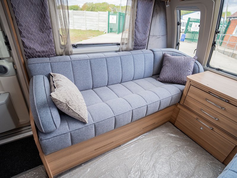 Bailey Unicorn Pamplona Caravan - N1812