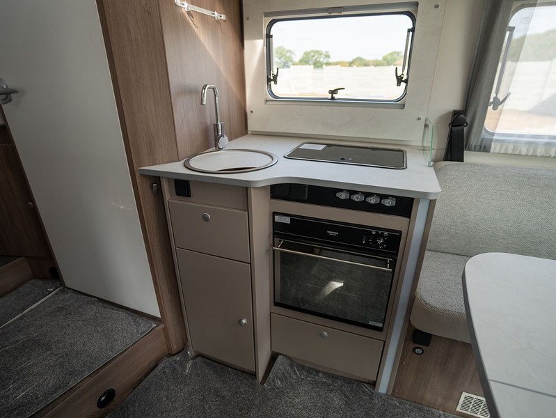 Carado T457 Pro + Motorhome - N1832