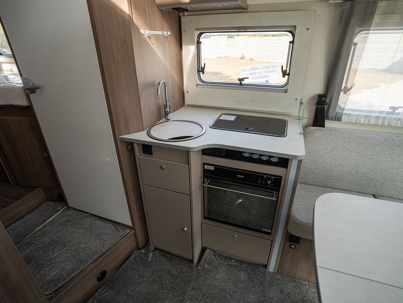 Carado T457 Pro + Motorhome - N1832