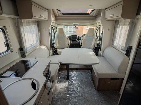 Carado T457 Pro + Motorhome - N1832
