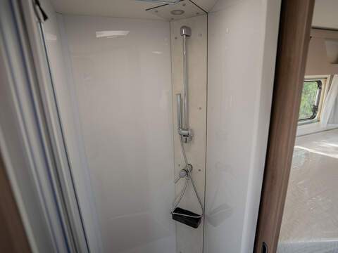 Carado T457 Pro + Motorhome - N1832