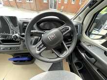 Carado V337 Pro + 2025 Motorhome12