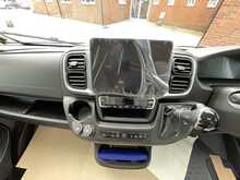 Carado V337 Pro + 2025 Motorhome14
