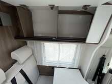 Carado V337 Pro + 2025 Motorhome8