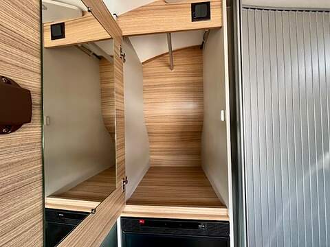 Bailey Endeavour B62 Campervan - N1862