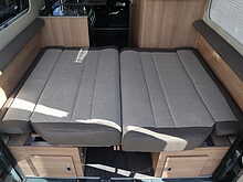 Autotrail V-Line 540 SE  Campervan8