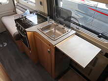 Autotrail V-Line 540 SE  Campervan13