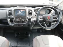 Autotrail V-Line 610  Campervan8