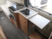 Autotrail V-Line 610  Campervan10