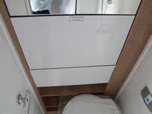 Autotrail V-Line 610  Campervan19