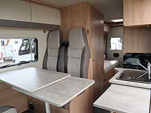 Autotrail V-Line 636 SE  Campervan12