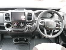 Rollerteam Livingstone 2 Sport 2025 Campervan11