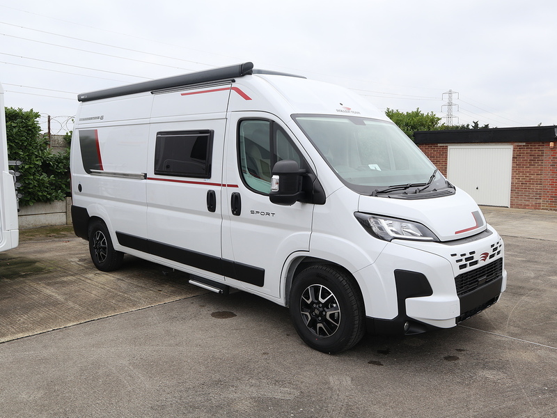 Rollerteam Livingstone 6 Sport  Campervan - Large 2