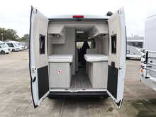 Rollerteam Livingstone 6 Sport  Campervan5