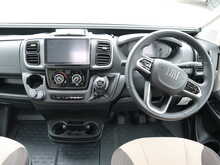 Rollerteam Livingstone 6 Sport  Campervan12