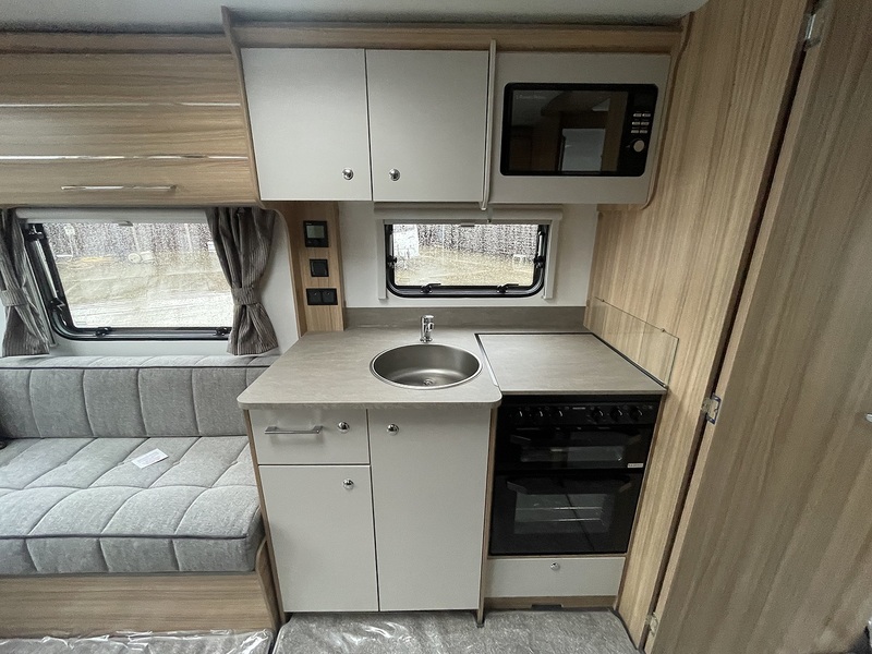 Bailey Phoenix GT75 640 2025 Caravan - Large 6