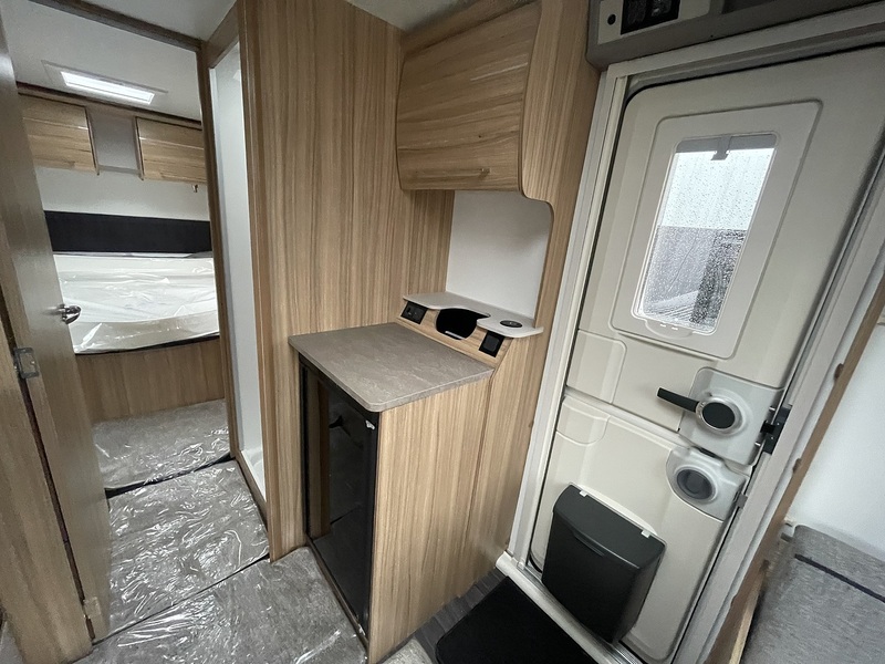 Bailey Phoenix GT75 640 2025 Caravan - Large 10
