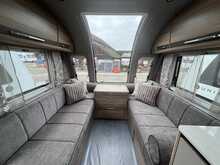 Bailey Unicorn Deluxe Cabrera 2025 Caravan3