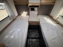 Bailey Adamo XL 80-4T 2025 Motorhome44