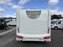 Bailey Unicorn Deluxe Cadiz 2025 Caravan5