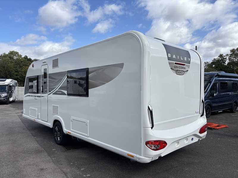 Bailey Unicorn Deluxe Cadiz 2025 Caravan - Large 7
