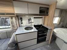 Bailey Unicorn Deluxe Vigo 2025 Caravan5
