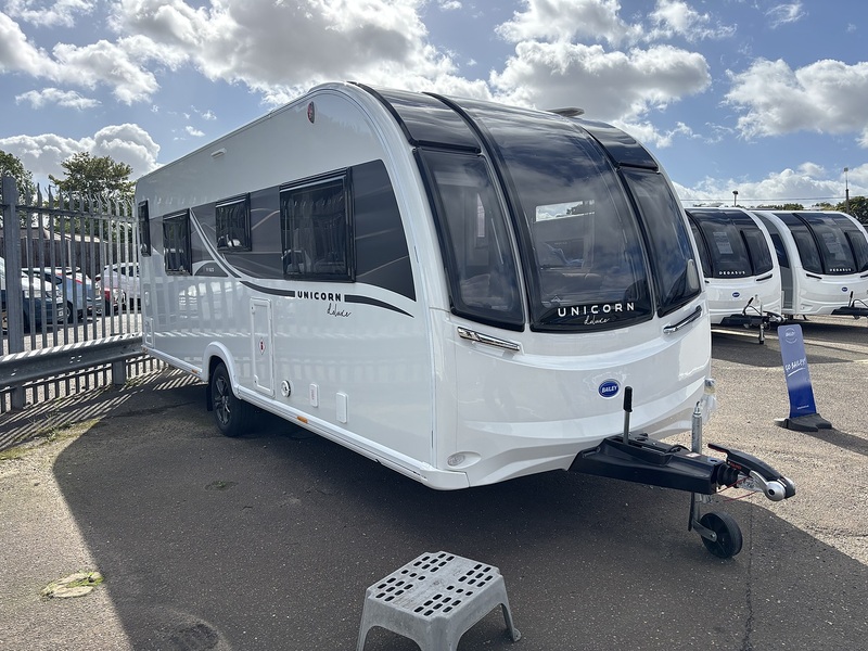 Bailey Unicorn Deluxe Vigo  Caravan - Large 2