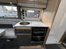 Bailey Adamo Refresh 75-4T 2025 Motorhome9