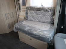 Autotrail F72  Motorhome12