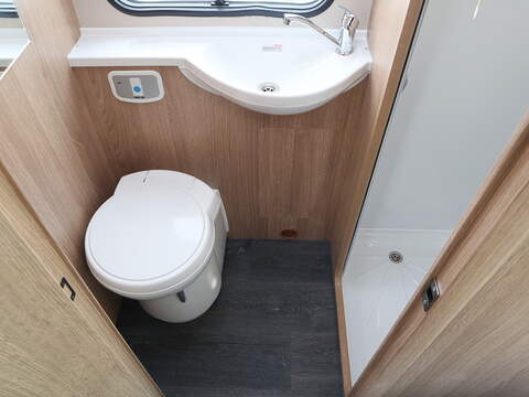 Autotrail Imala 730 Motorhome - N2017