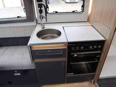 Bailey Adamo Refresh 75-4T Motorhome - N2019