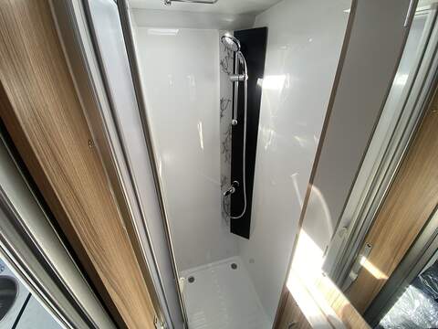Bailey Adamo Refresh 69-4 Motorhome - N2030