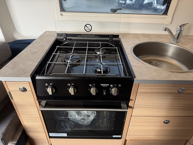 Bailey Endeavour B64 2025 Campervan - Large 17