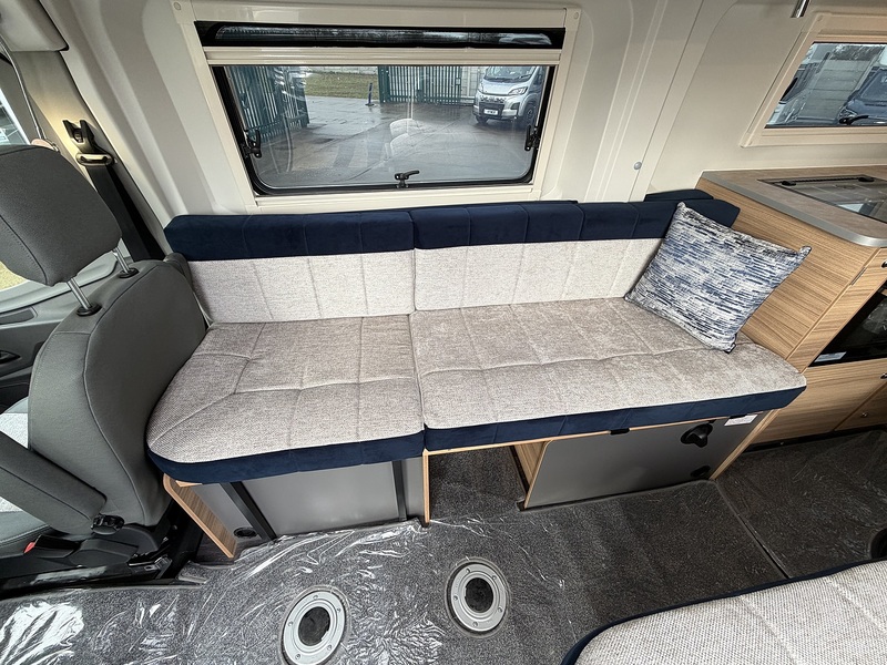 Bailey Endeavour B64 2025 Campervan - Large 11