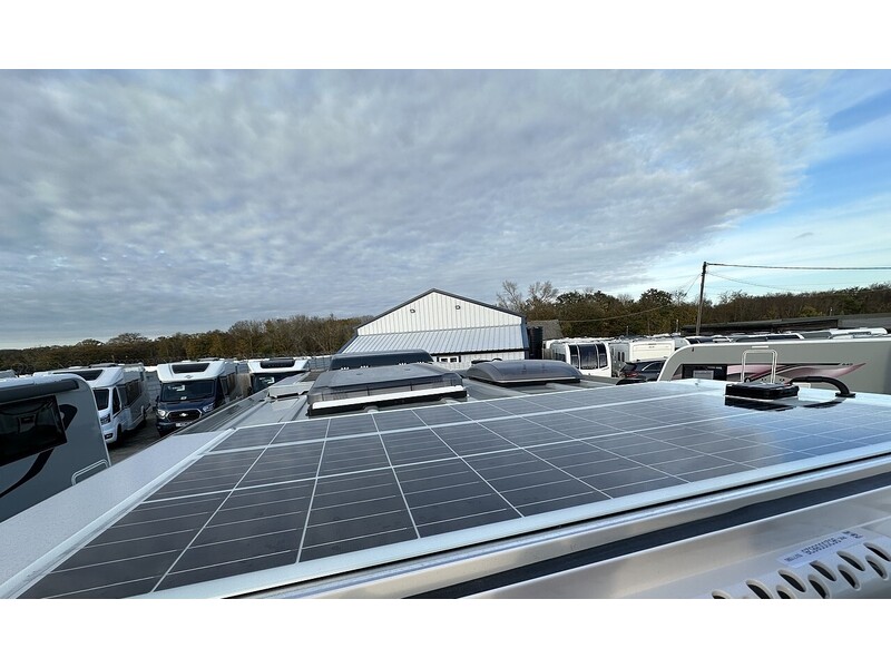 Hymer Grand Canyon S 700 4x4 LHD 2026 Campervan - Large 12