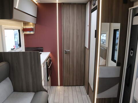 Rollerteam Kronos Compact 590 Motorhome - N2100