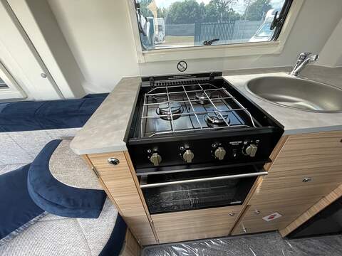 Bailey Endeavour B63 Campervan - N2102