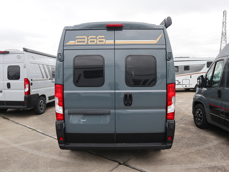 Burstner B66 C 600  Campervan - Large 6