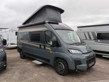 Burstner B66 C 600  Campervan5