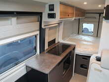 Burstner B66 C 600  Campervan15