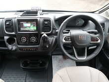 Burstner B66 C 644 2026 Campervan7