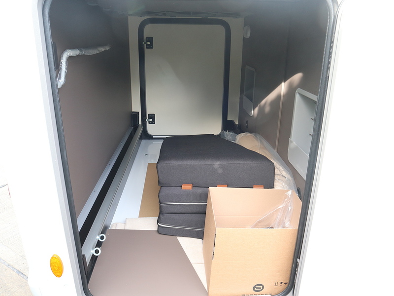 Burstner B66 T 690 G  Motorhome - Large 4